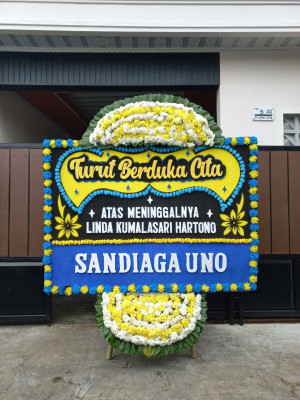 Papan Bunga Duka di Maitara Utara